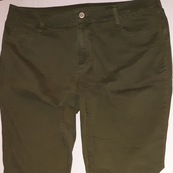 NEW ARIZONA JEAN Co Jr Plus Women's Green A - Picture 10 of 16